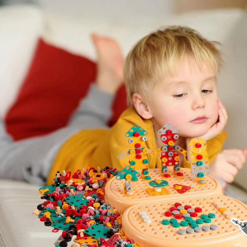 Montessori-Werkzeugkoffer für Kinder