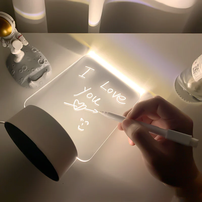Kreative Nachrichtenlampe – Leuchtende Tafel